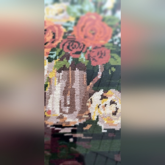 Vintage English Tapestry Red Yellow Pink Roses in Vase/ Vase with Flowers. - Picture 8 of 9